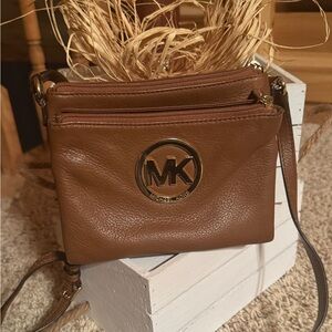 Michael Kors Gold Logo Small Wallet Purse